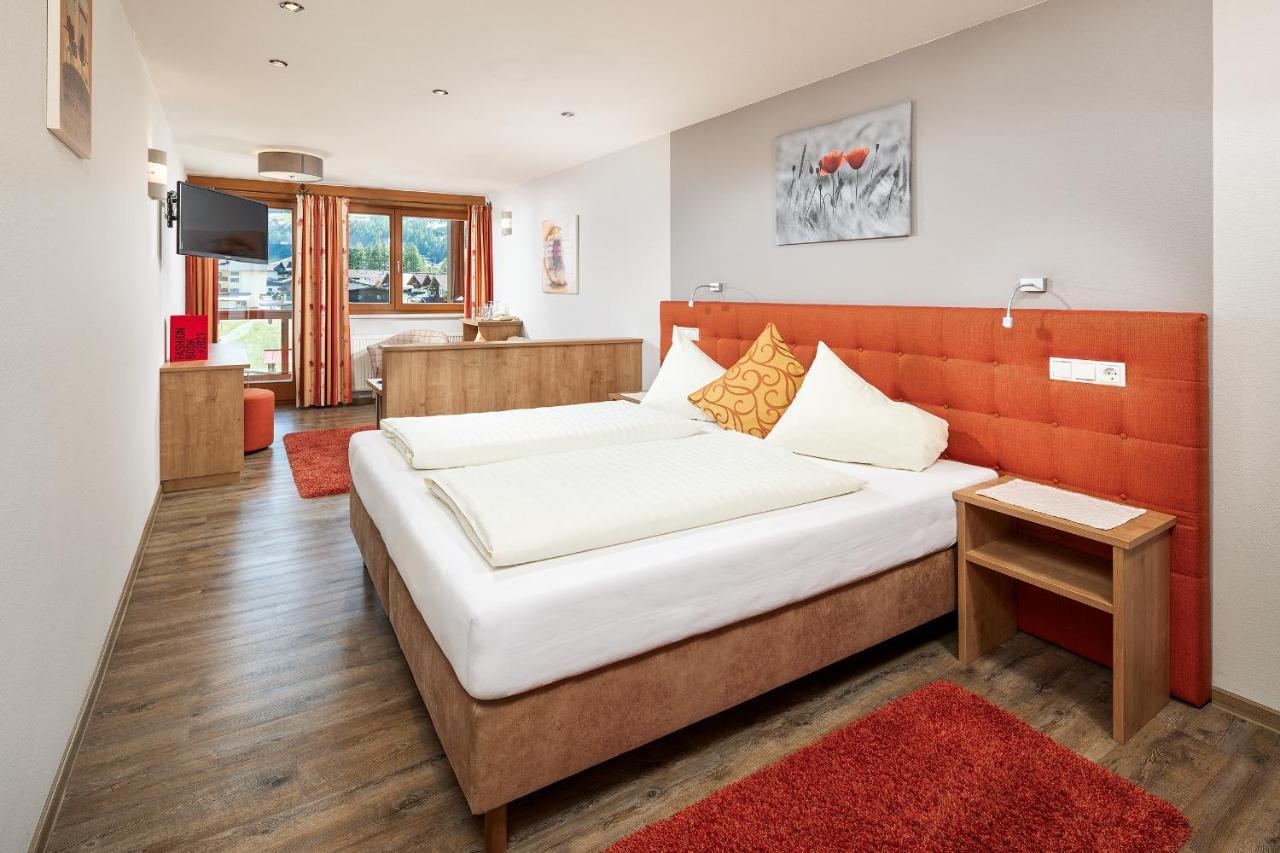 Hotel Sunny Solden Bagian luar foto