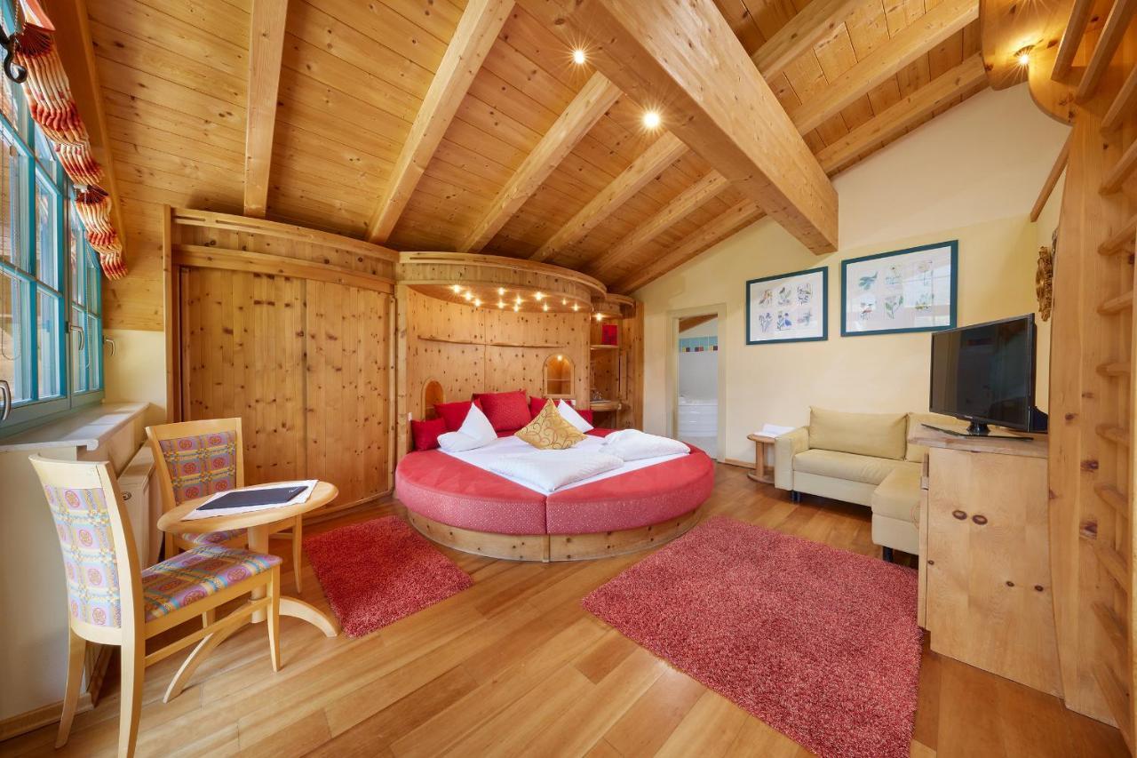 Hotel Sunny Solden Bagian luar foto