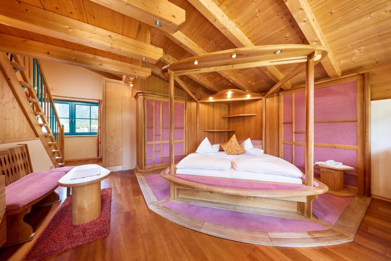Hotel Sunny Solden Bagian luar foto