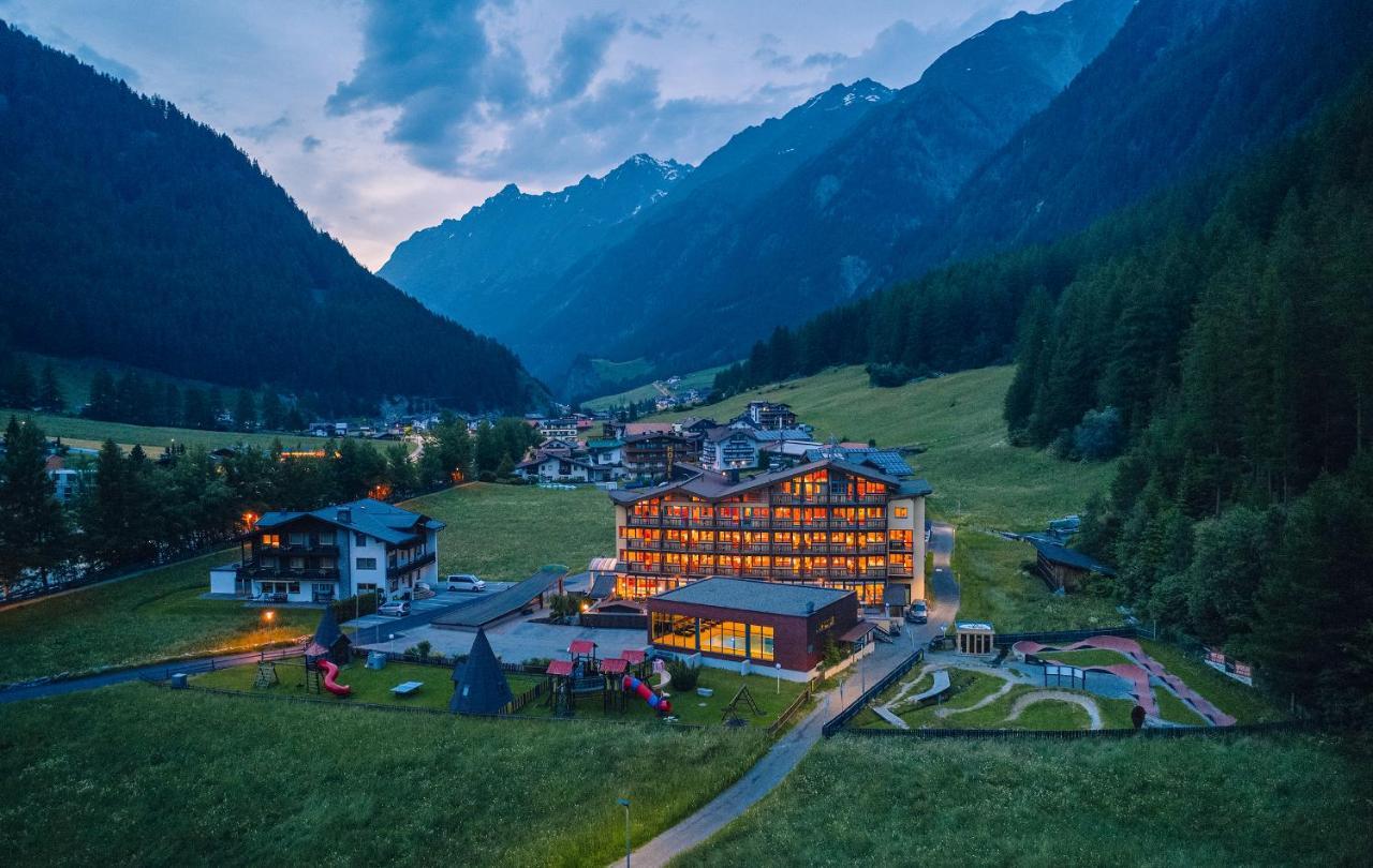 Hotel Sunny Solden Bagian luar foto