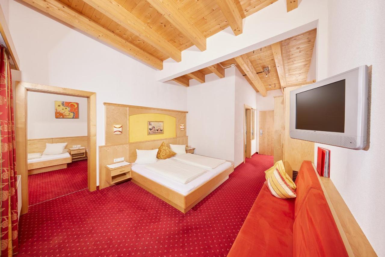 Hotel Sunny Solden Bagian luar foto