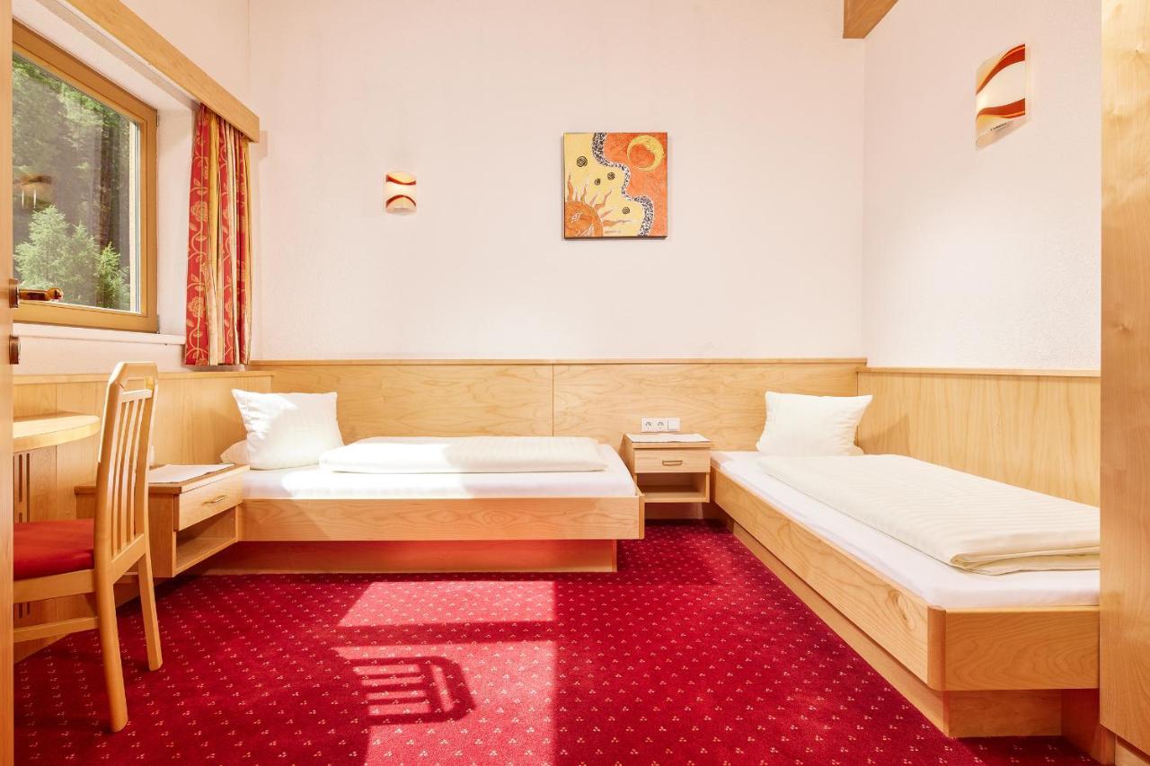 Hotel Sunny Solden Bagian luar foto