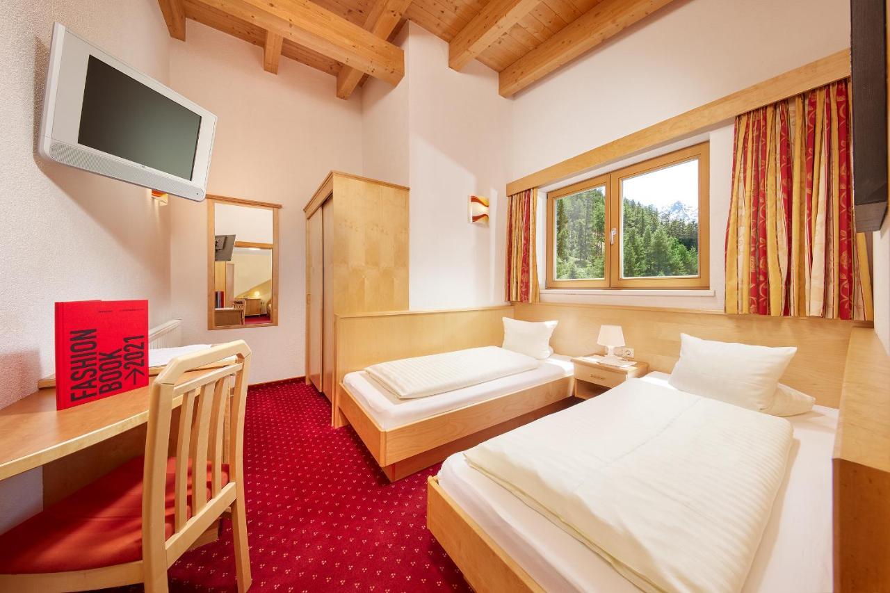 Hotel Sunny Solden Bagian luar foto